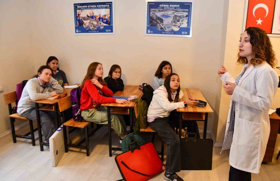 Tepebaşı Belediyesi Eğitim Ve Etkinlikler İle Çocukların Gelişimine Önemli Katkılar Sunuyor