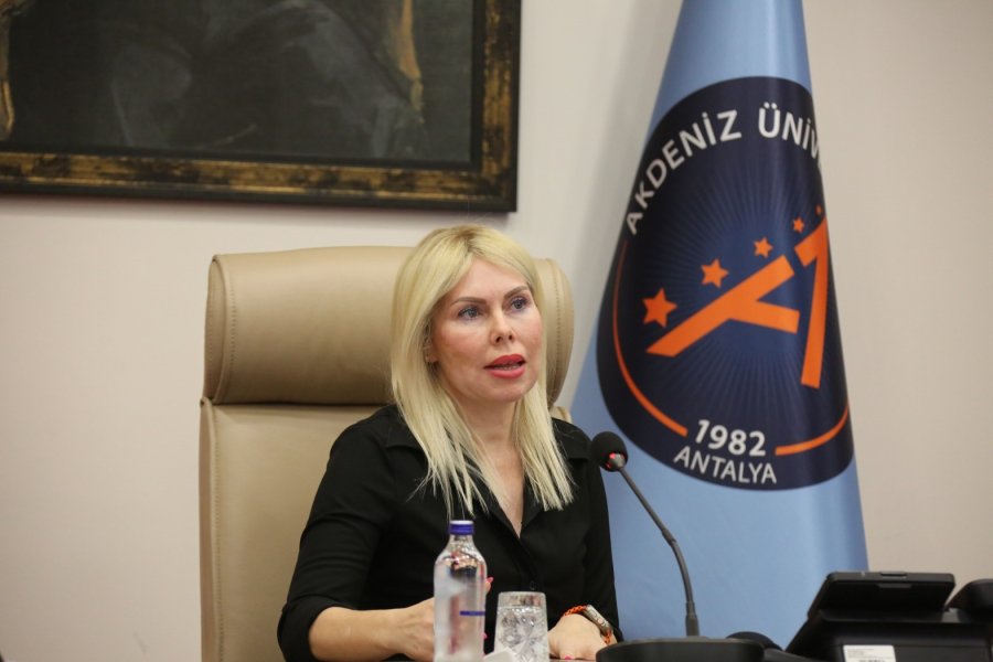 Rektör Özkan: "2 Yıl İçinde Araştırma Üniversitesi Olma Hedefine Ulaşacağımıza Yürekten İnanıyorum"