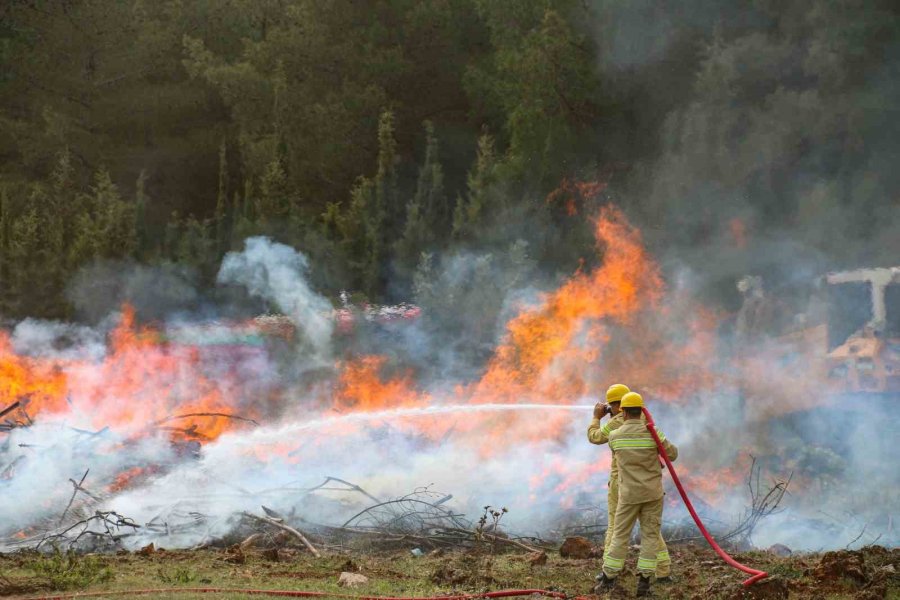 Antalya’da Nefes Kesen Orman Yangını Tatbikatına 2 Sikorsky Helikopter Ve 3 Uçak Destek Verdi