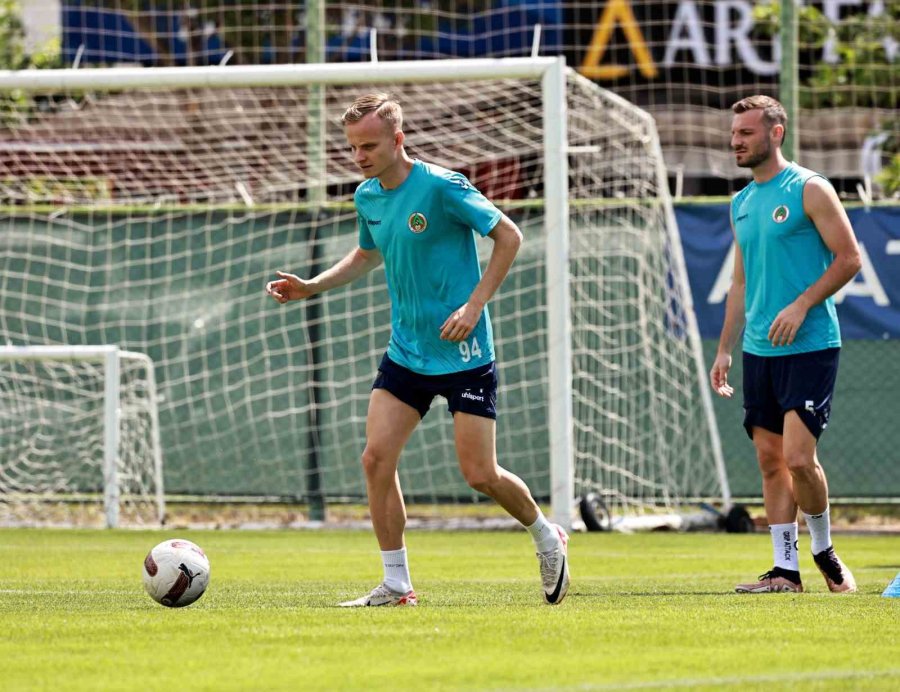 Alanyaspor, Konyaspor Maçı Hazırlıklarını Tamamladı