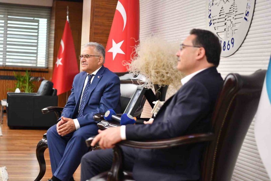 Vali Çiçek’ten Başkan Büyükkılıç’a ’hayırlı Olsun’ Ziyareti