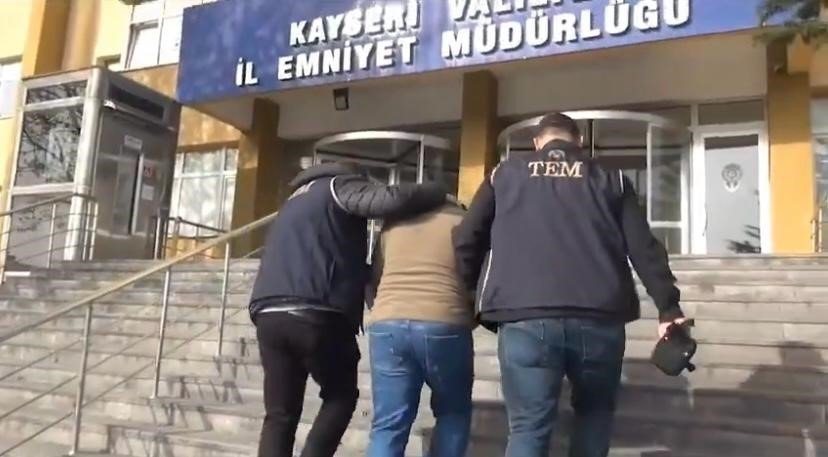 Irak Ve Suriye’de Faaliyet Yürüten 5 Deaş’lı Yakalandı