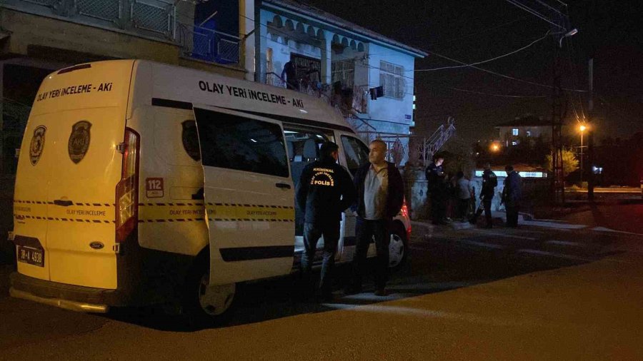 İstemeye Gittiği Kızın Abisini Silahla Vurdu