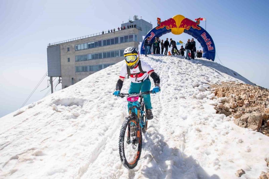 Gökyüzünden Denize Pedal Çevirecekler