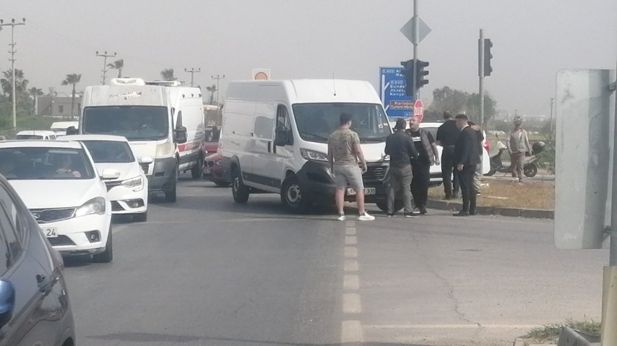 Aynı Kavşakta Üst Üste Yaşananan Kazalar Zavadanak Bekir’i Bile İsyan Ettirdi