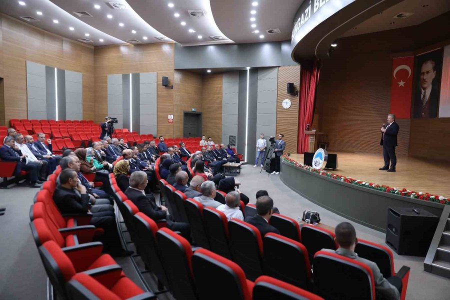 Başkan Palancıoğlu Muhtarlarla Buluştu