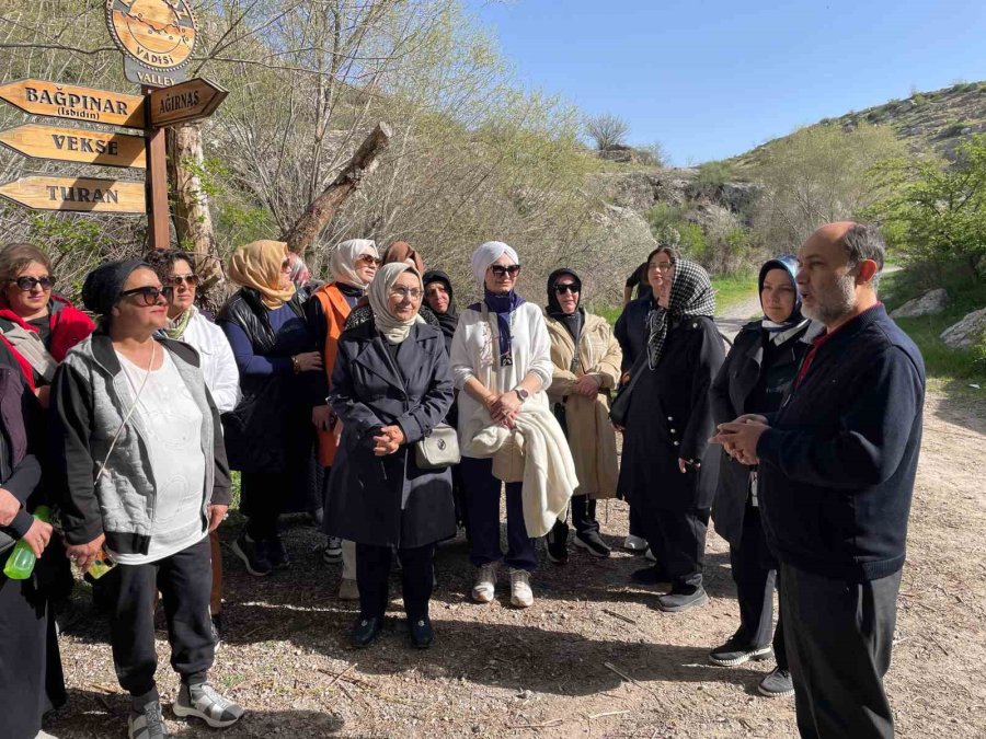 Böhürler; Sivil Toplum Temsilcileriyle Koramaz’ı Gezdi