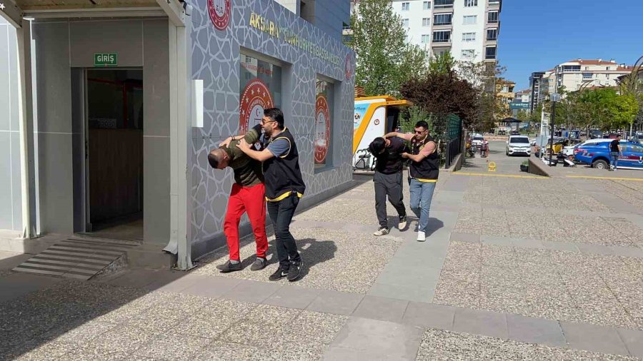 Aksaray’daki Polis-hırsız Kovalamacasında Hırsız Kardeşler Tutuklandı