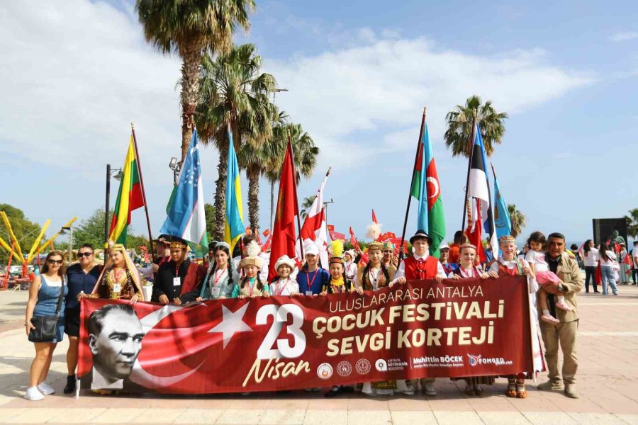 Antalya’da 23 Nisan Coşkusu Başladı