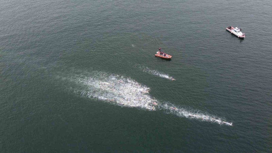 Mersin’de Avrupa Triatlon Genç Kadınlar Ve Genç Erkekler Kupası Yapıldı