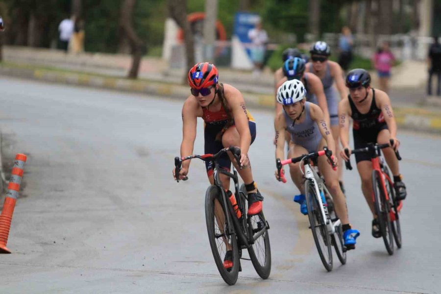 Mersin’de Avrupa Triatlon Genç Kadınlar Ve Genç Erkekler Kupası Yapıldı