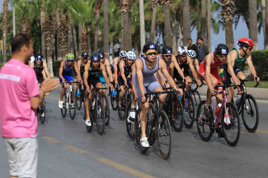 Mersin’de Avrupa Triatlon Genç Kadınlar Ve Genç Erkekler Kupası Yapıldı