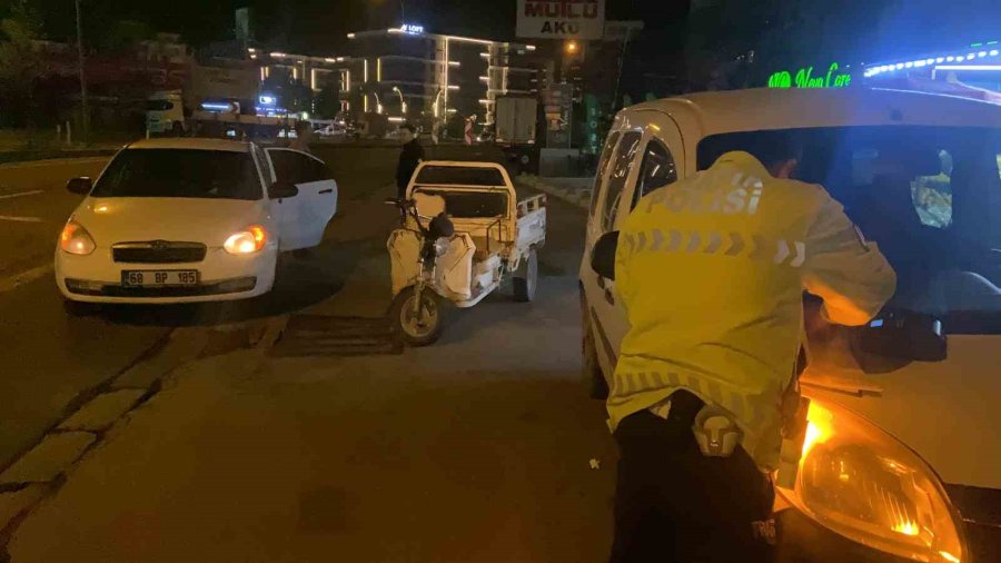 Aksaray’da Nefes Kesen Polis-hırsız Kovalamacası Kamerada