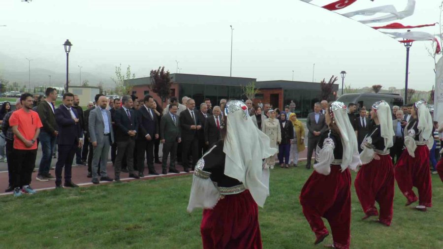 Bakan Özhaseki: “bu Coğrafyada Yaşamanın Bedeli Güçlü Olmak”