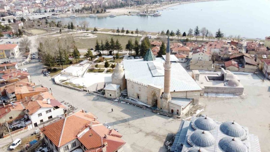 Tarihi Camiyi Ramazan Ayı Ve Bayramda 37 Bin 913 Kişi Ziyaret Etti