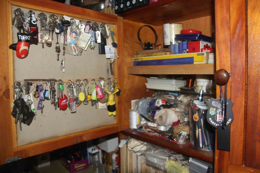 “çocuklarımdan Bir Parça” Koleksiyonuyla Adeta Müze Oluşturdu