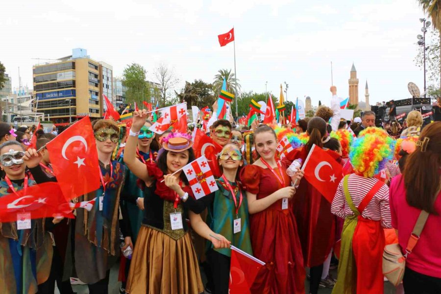 Antalya’da 23 Nisan Coşkusu Başladı