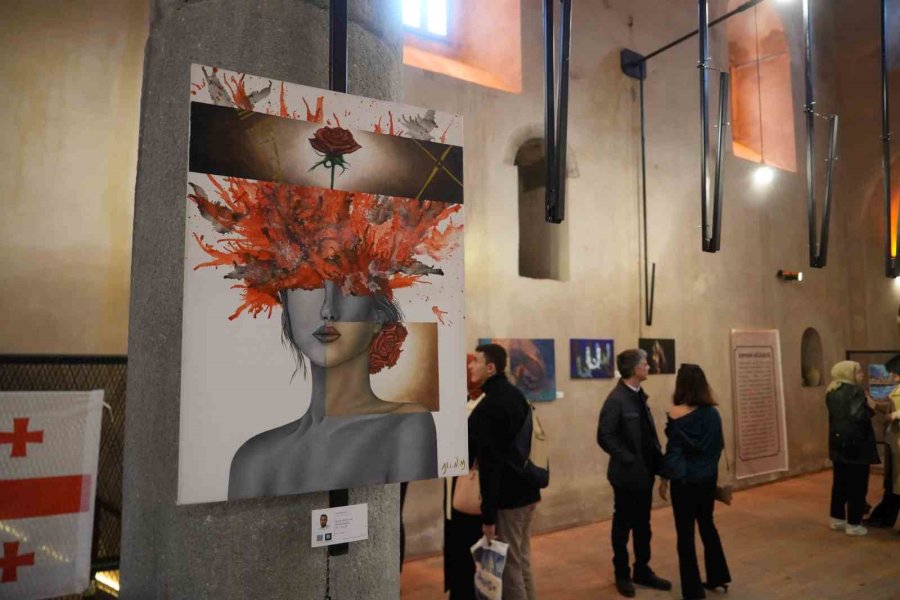 Niğde, 8 Ülkeden Sanatçının Orijinal Eserlerinin Yer Aldığı Sergiye Ev Sahipliği Yaptı