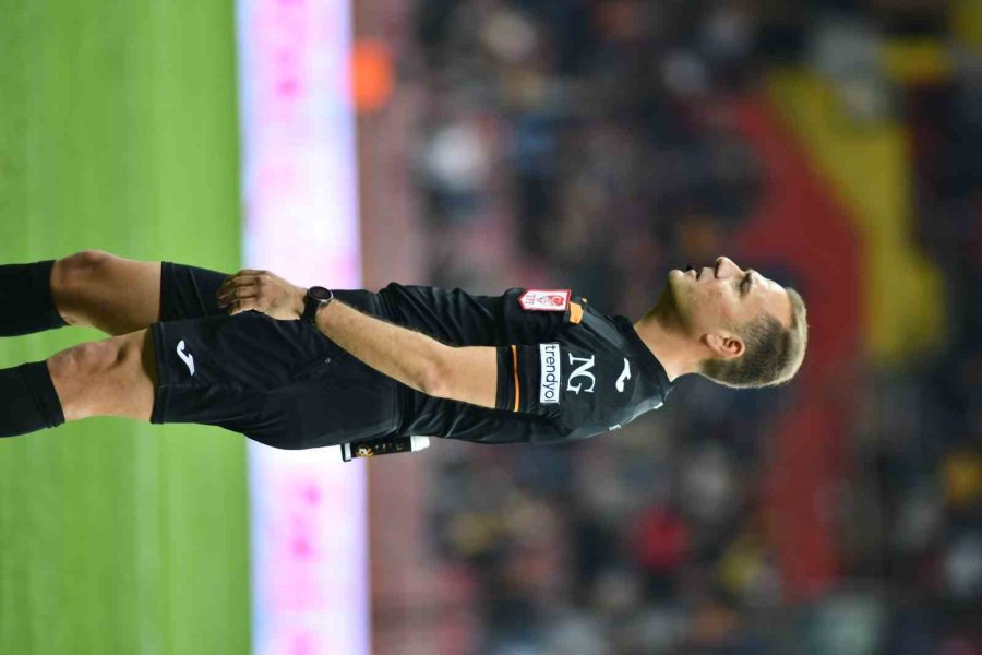 Trendyol Süper Lig: Kayserispor: 0 - Trabzonspor: 1 (ilk Yarı)