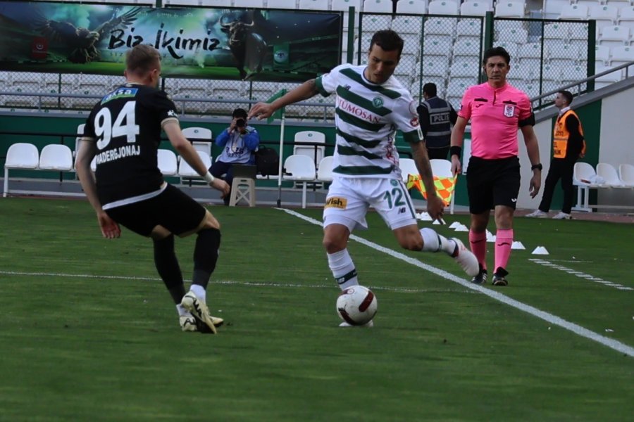 Trendyol Süper Lig: Konyaspor: 0 - Corendon Alanyaspor: 1 (ilk Yarı)