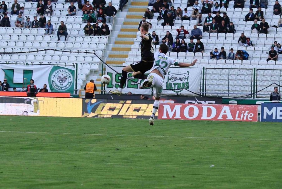 Trendyol Süper Lig: Konyaspor: 0 - Corendon Alanyaspor: 1 (ilk Yarı)