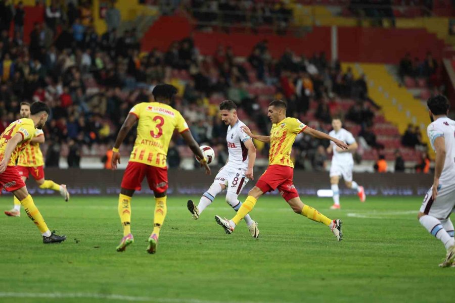 Trendyol Süper Lig: Kayserispor: 1 - Trabzonspor: 2 (maç Sonucu)