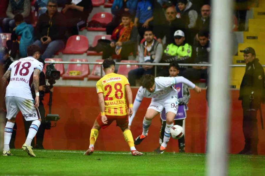 Trendyol Süper Lig: Kayserispor: 1 - Trabzonspor: 2 (maç Sonucu)