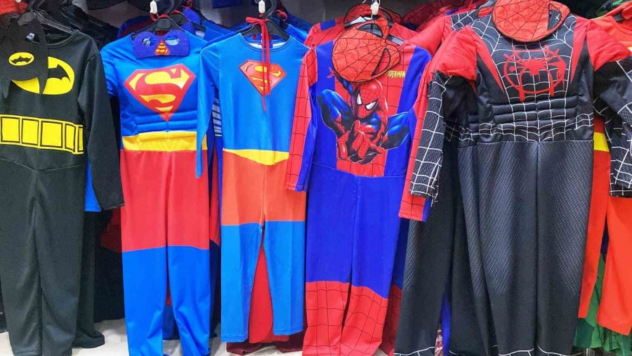 Kostümcülerde 23 Nisan Çocuk Bayramı Mesaisi