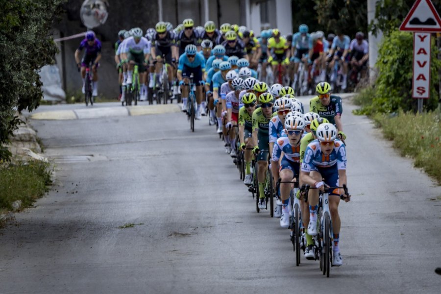 Cumhurbaşkanlığı Türkiye Bisiklet Turunun İlk Etabını Fabio Jakobsen Kazandı
