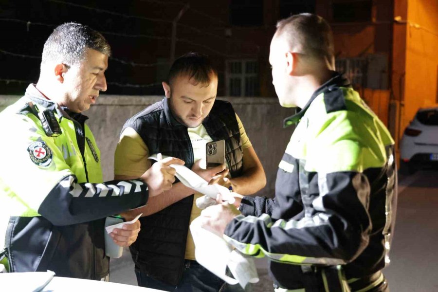 “cenazeden Geliyorum” Dedi, 0.51 Promil Alkollü Çıktı