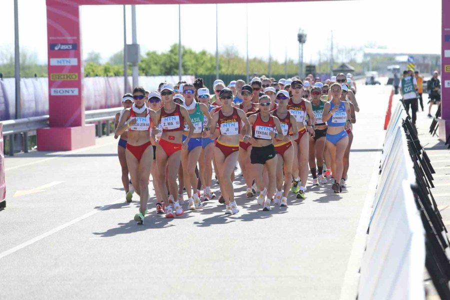 Dünya Yürüyüş Şampiyonası, Kadın Ve Erkekler 20 Kilometre Yarışlarıyla Sürdü