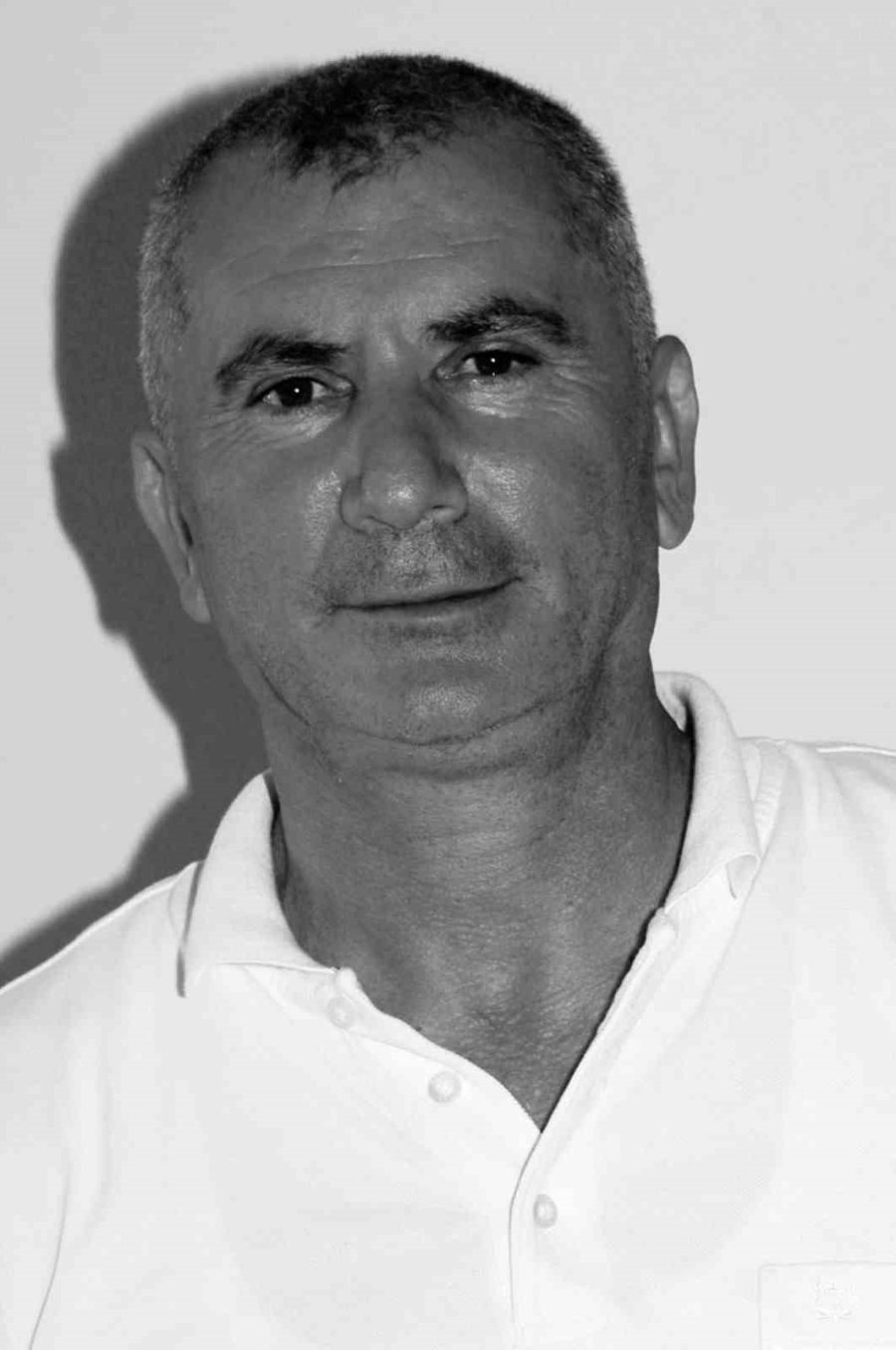 Ahşap Barakada Çıkan Yangında 2 Köpeği İle Birlikte Feci Şekilde Can Verdi