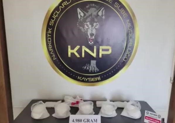 Kayseri’ye Şehirlerarası Otobüsle Uyuşturucu Sokmaya Çalışanlar Yakalandı