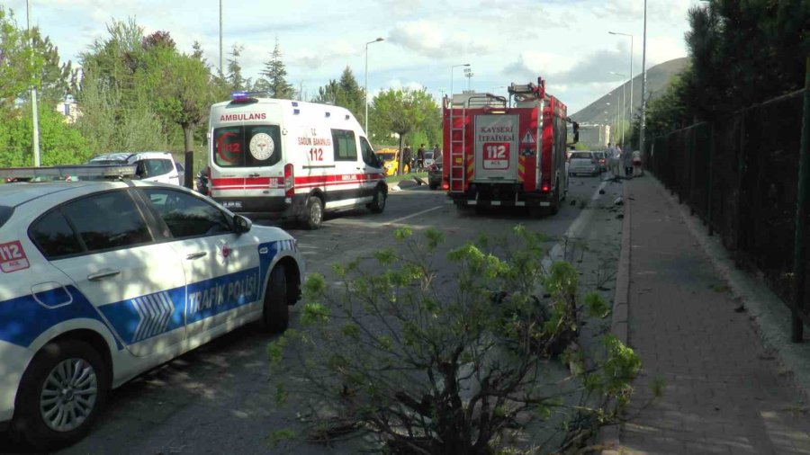 Kontrolden Çıkan Otomobil Takla Attı: 2’si Ağır 4 Yaralı