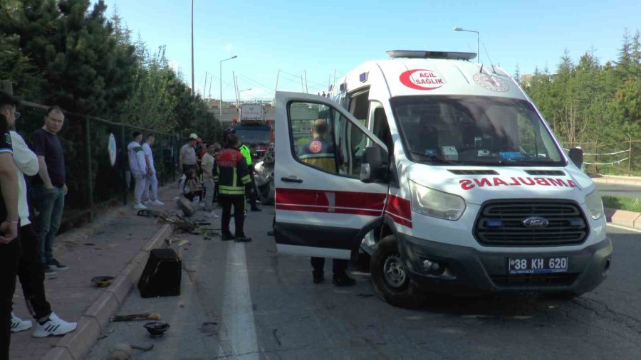 Kontrolden Çıkan Otomobil Takla Attı: 2’si Ağır 4 Yaralı