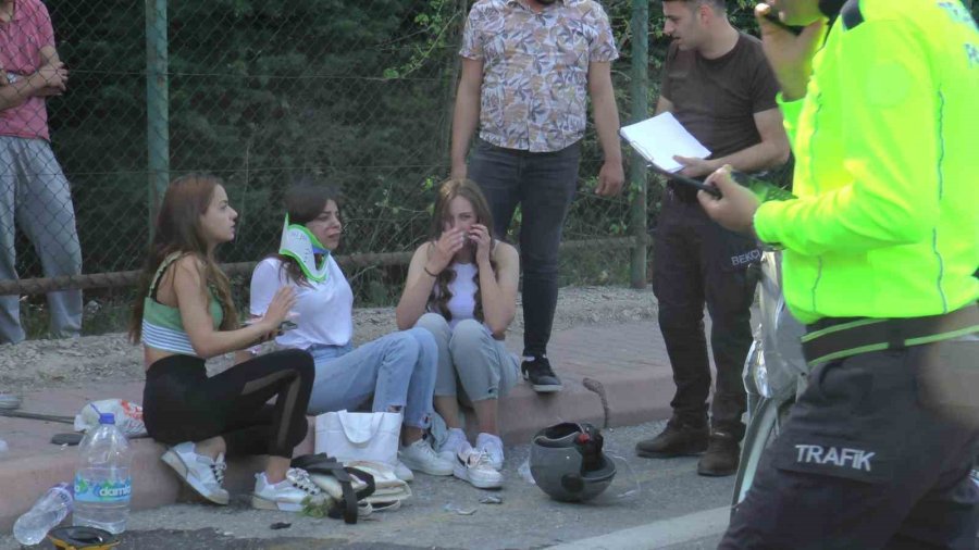 Kontrolden Çıkan Otomobil Takla Attı: 2’si Ağır 4 Yaralı