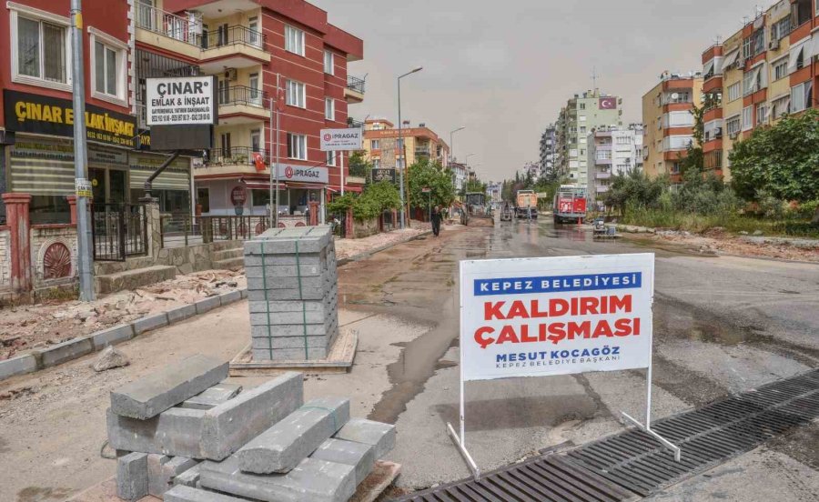 Kepez’den 4 Mahalleye Konforlu Yaya Yolu