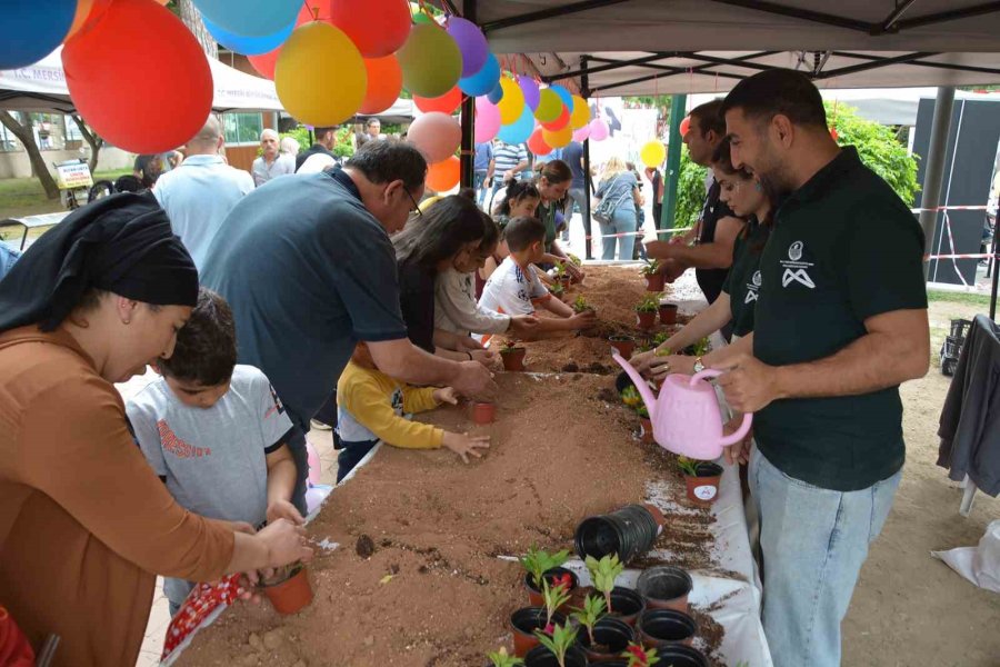 Mersin’de 1. Uluslararası Çocuk Festivali Başladı