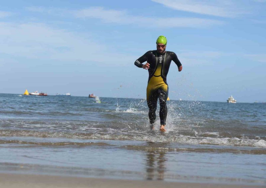 Dünya Paratriatlon Kupası’nda Tarih Yazıldı