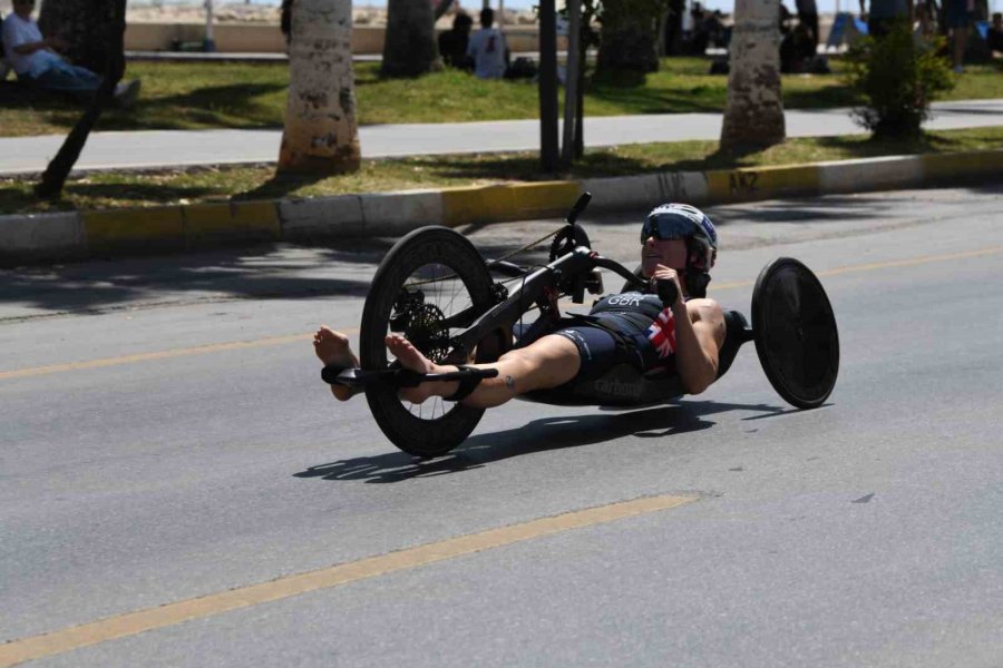 Dünya Paratriatlon Kupası’nda Tarih Yazıldı