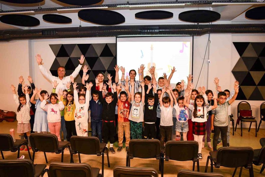 Öğrenciler Enstrümanlar İle Tanıştı