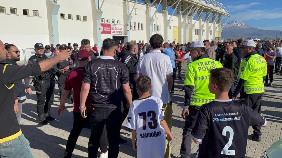 Berabere Biten Maçta Tansiyon Yükseldi