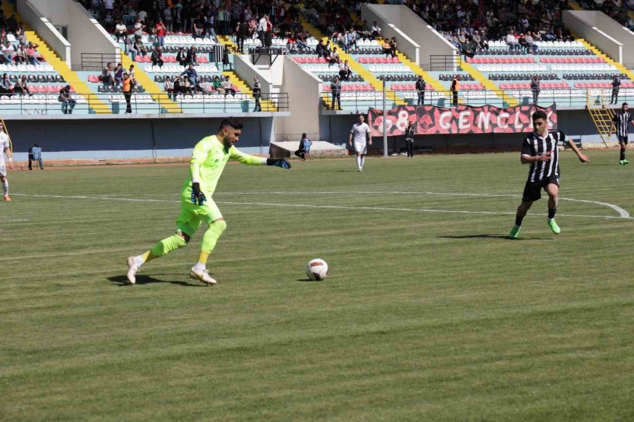 Tff 2.lig: 68 Aksaray Belediyespor: 0 - Sarıyer: 0