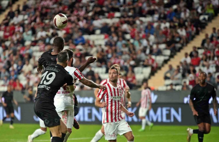 Trendyol Süper Lig: Antalyaspor: 2 - Hatayspor: 1 (maç Sonucu)