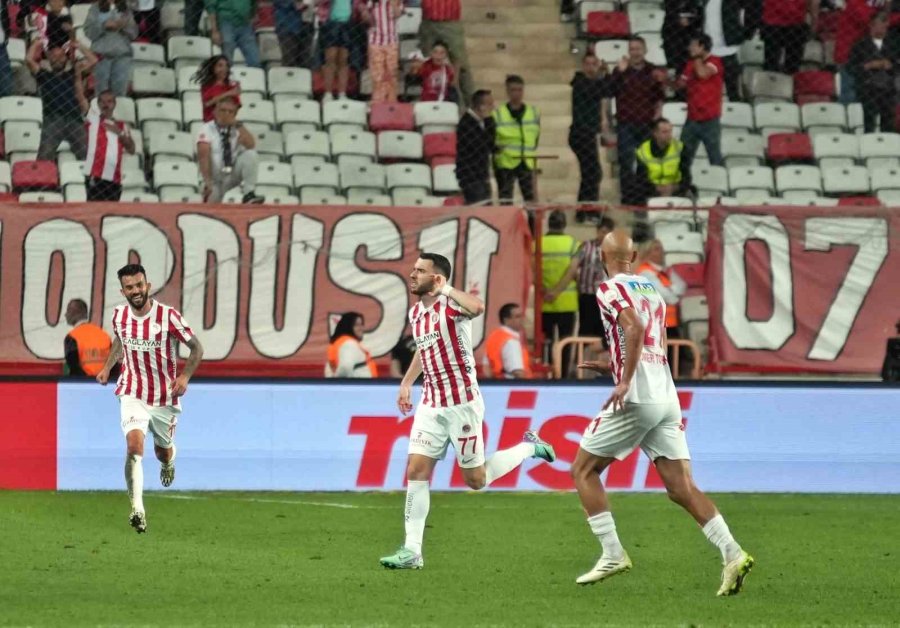 Trendyol Süper Lig: Antalyaspor: 2 - Hatayspor: 1 (maç Sonucu)