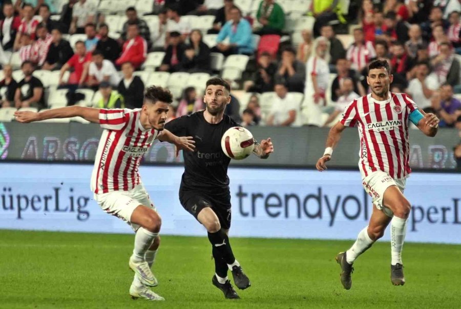 Trendyol Süper Lig: Antalyaspor: 2 - Hatayspor: 1 (maç Sonucu)