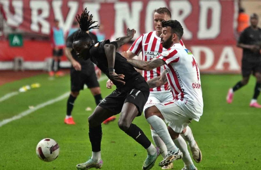 Trendyol Süper Lig: Antalyaspor: 2 - Hatayspor: 1 (maç Sonucu)