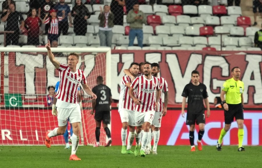Trendyol Süper Lig: Antalyaspor: 2 - Hatayspor: 1 (maç Sonucu)