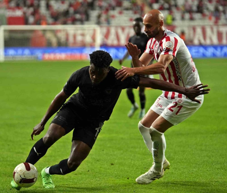 Trendyol Süper Lig: Antalyaspor: 2 - Hatayspor: 1 (maç Sonucu)
