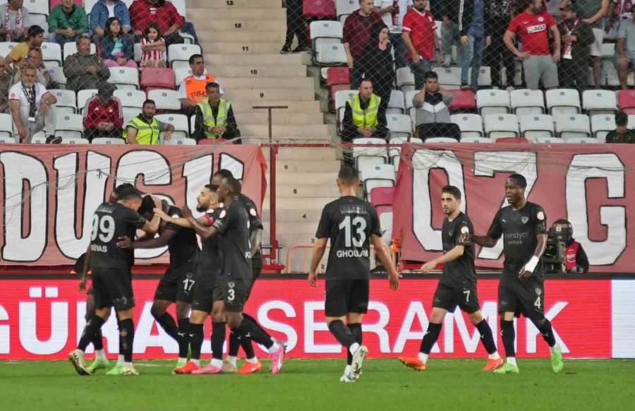 Trendyol Süper Lig: Antalyaspor: 0 - Hatayspor: 1 (ilk Yarı)